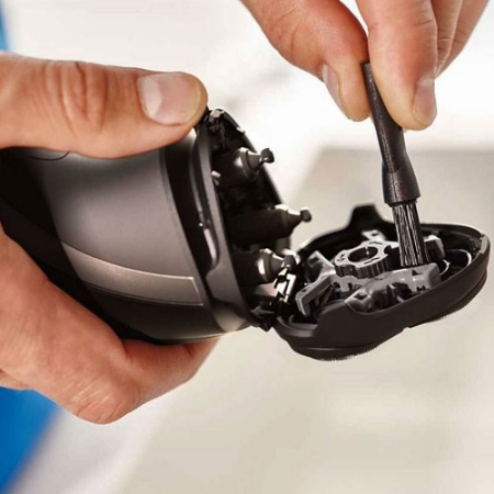 ریش تراش فیلیپس مدل S1520